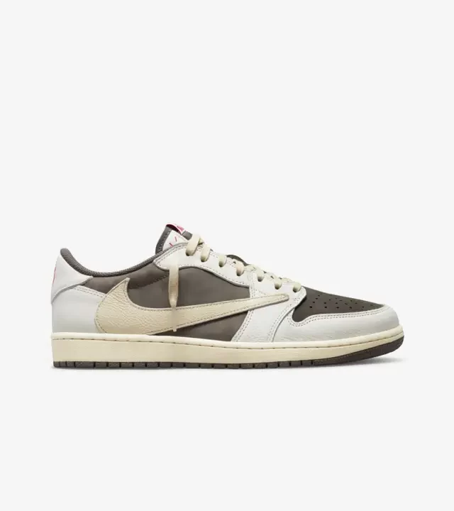 Nike Air Jordan 1 Low x Travis Scott