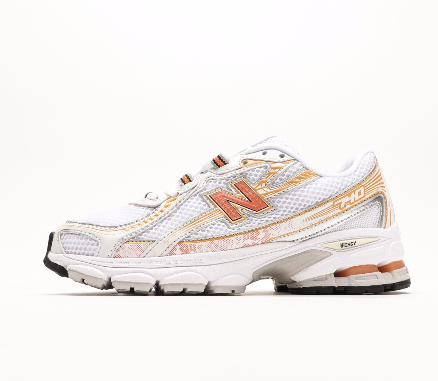 New Balance 740