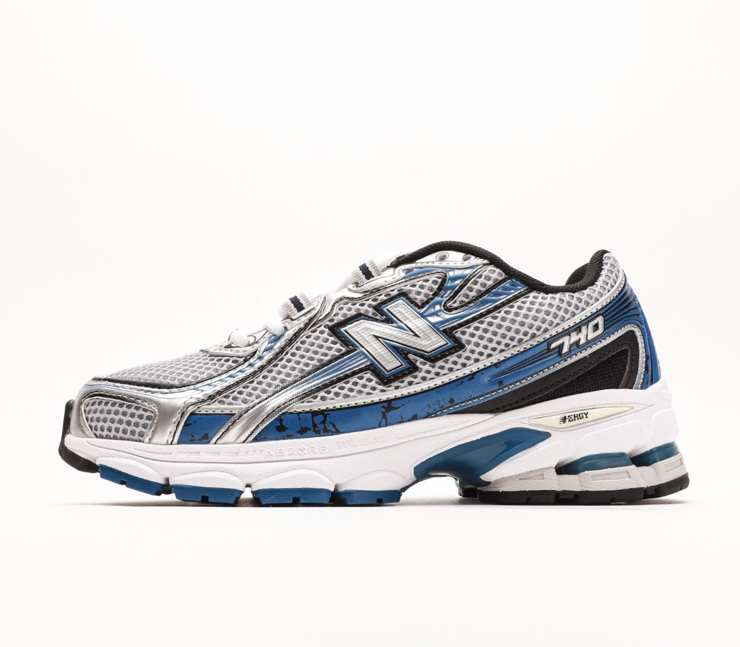 New Balance 740
